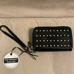 UNDER ONE SKY The Perfect Wallet wristlet